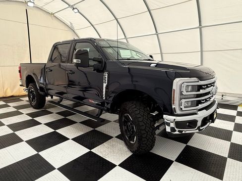 New 2025 Ford F250 Lariat w/ Lariat Ultimate Package image 7