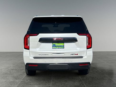 Used 2023 GMC Yukon AT4 w/ Technology Package AWD/4WD image 6