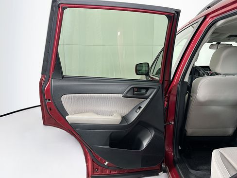 Used 2018 Subaru Forester 2.5i Premium image 26