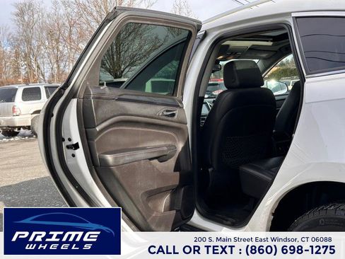 Used 2016 Cadillac SRX Performance w/ Midnight Edition Package image 11