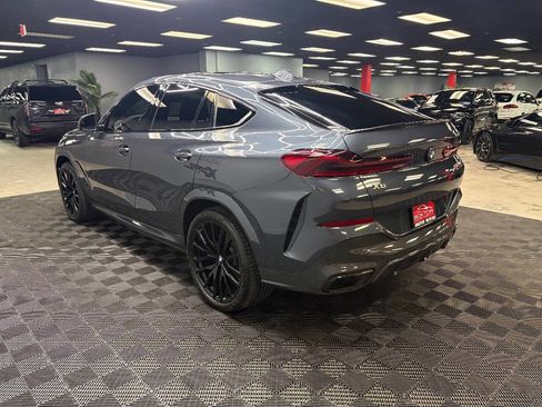Used 2020 BMW X6 M50i image 9