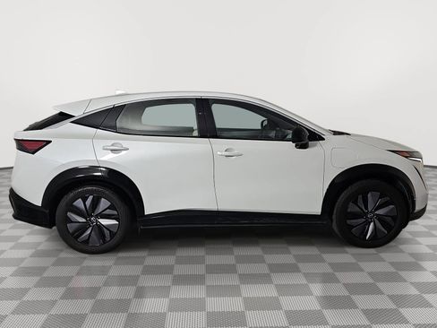 Used 2024 Nissan Ariya FWD image 9