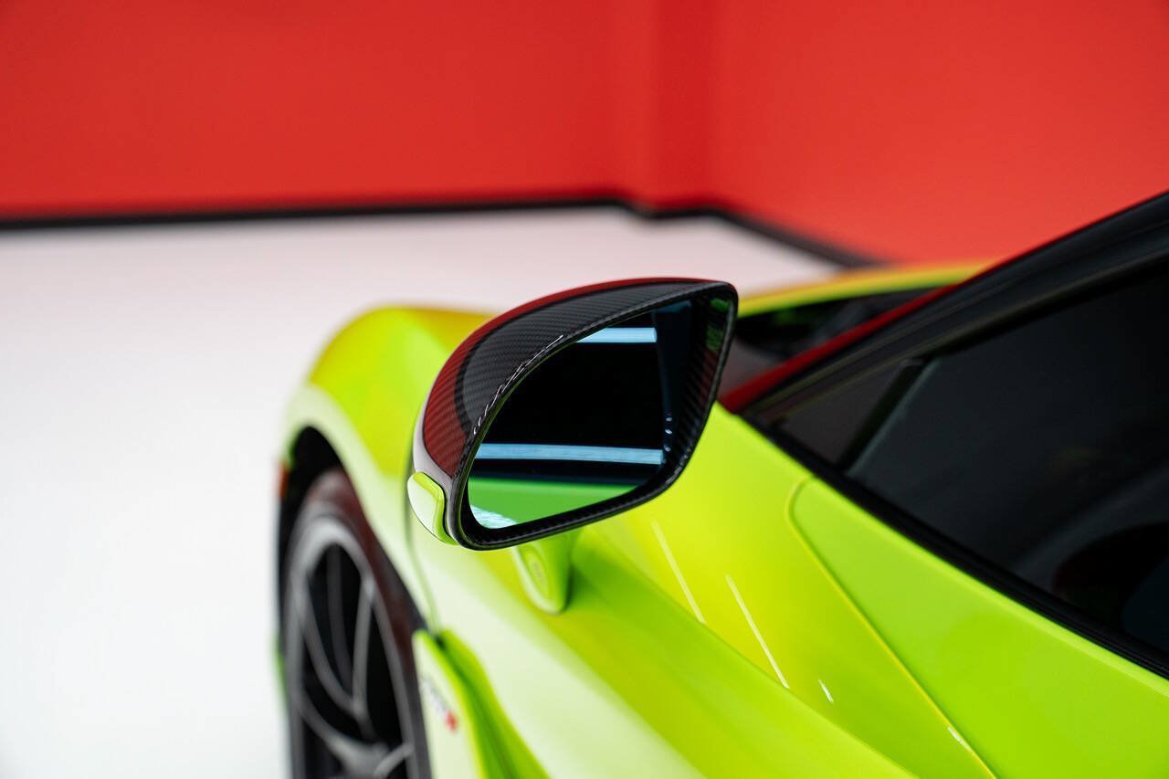 Used 2018 McLaren 720S Performance RWD image 34