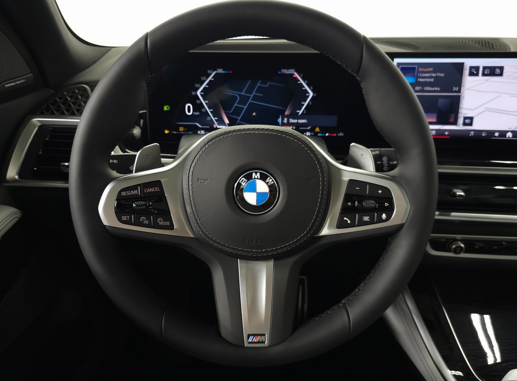 Used 2026 BMW X5 xDrive40i w/ M Sport Package AWD/4WD image 14