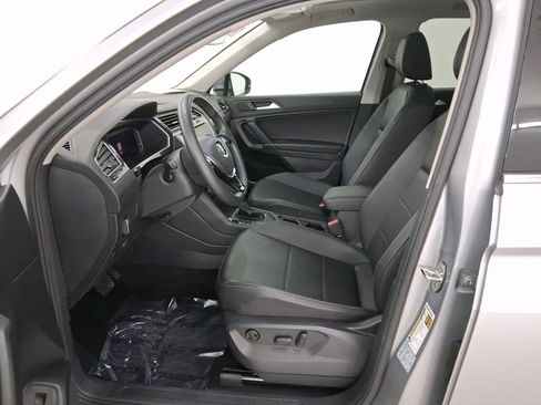 Used 2020 Volkswagen Tiguan SEL image 5