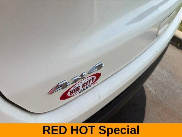 Used 2020 Jeep Compass Latitude w/ Cold Weather Group AWD/4WD image 48