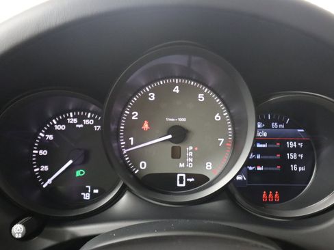 New 2026 Porsche Macan S image 16