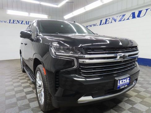 Used 2024 Chevrolet Tahoe LT w/ Luxury Package image 3