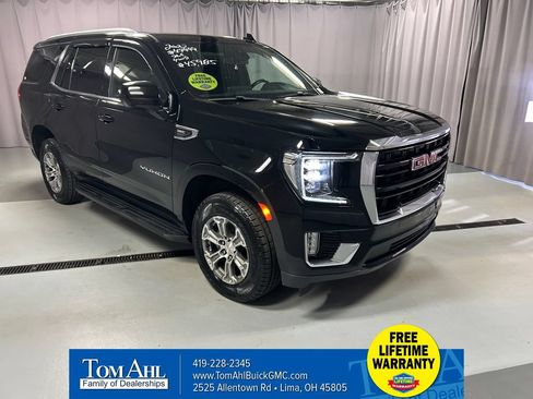 Used 2022 GMC Yukon SLE AWD/4WD image 1