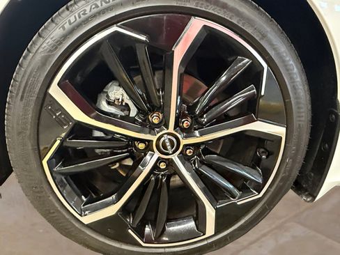 Used 2023 Nissan Altima 2.5 SR w/ SR Premium Package FWD image 29