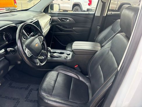 Used 2020 Chevrolet Traverse Premier w/ Redline Edition image 9
