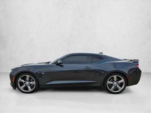 Used 2016 Chevrolet Camaro SS RWD image 9