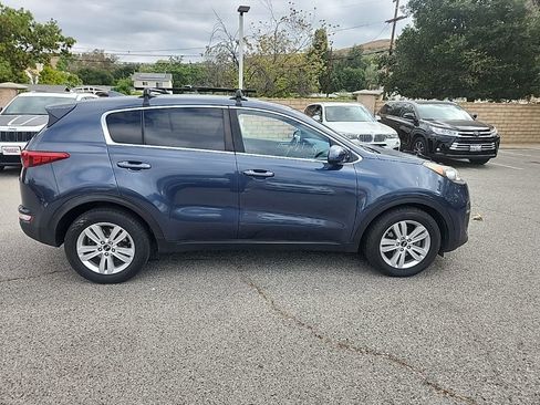 Used 2018 Kia Sportage LX FWD image 6