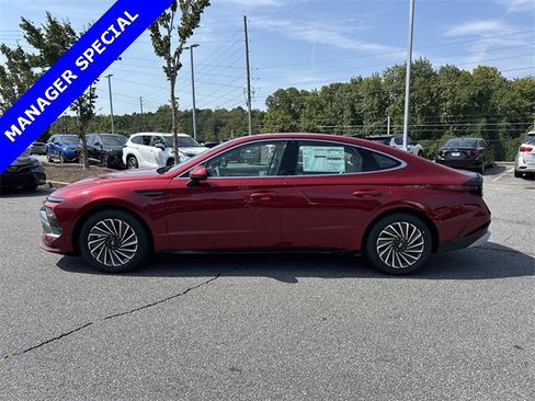 New 2025 Hyundai Sonata SEL image 4