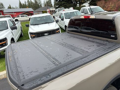 New 2025 Ford Ranger Lariat w/ FX4 Off-Road Package image 9