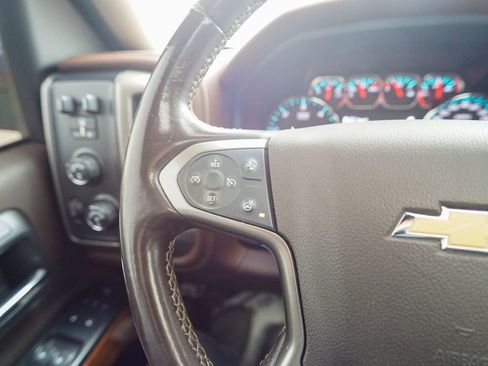 Used 2018 Chevrolet Silverado 1500 High Country image 23