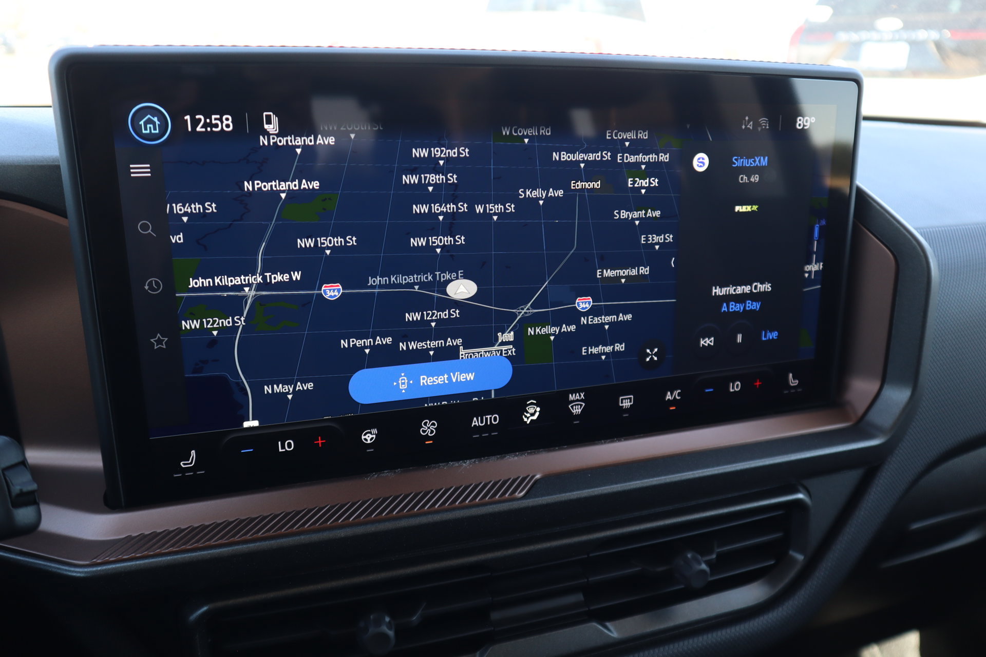 New 2026 Ford Bronco Sport Outer Banks w/ Outer Banks Tech Package+ AWD/4WD image 7