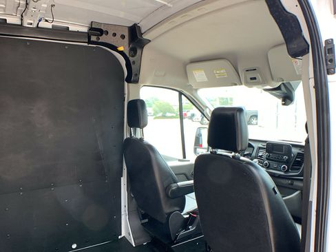 Used 2023 Ford Transit 250 Medium Roof AWD w/ Load Area Protection Package image 23