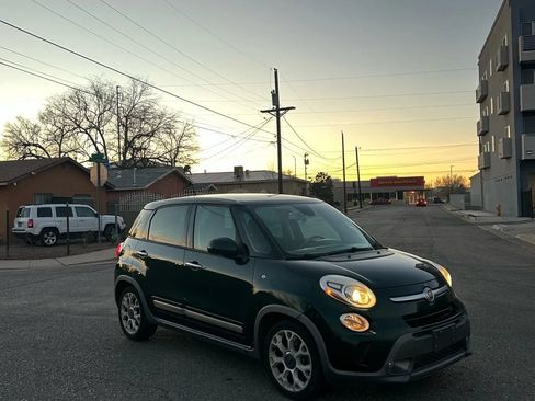 Used 2014 FIAT 500L Trekking w/ Popular Equipment Group FWD image 2