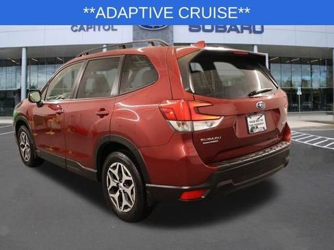 Certified 2023 Subaru Forester Premium image 5