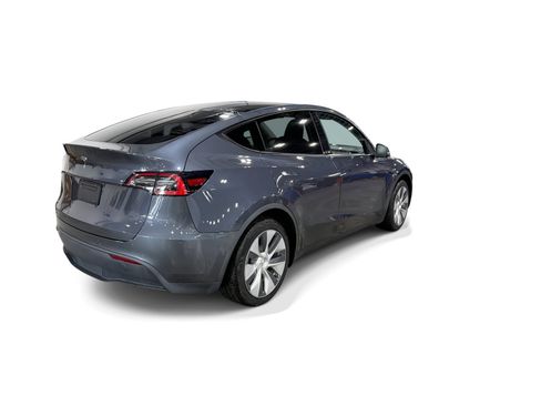 Certified 2021 Tesla Model Y 2WD image 6