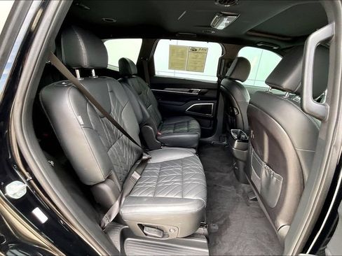 Used 2025 Kia Telluride EX X-Line AWD/4WD image 26
