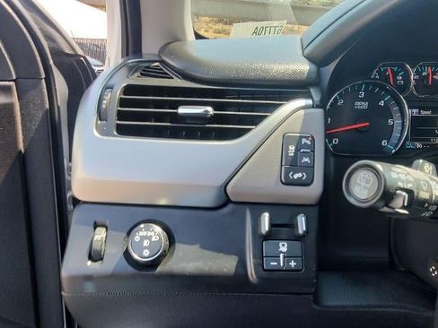Used 2016 Chevrolet Tahoe LT w/ Luxury Package RWD image 18