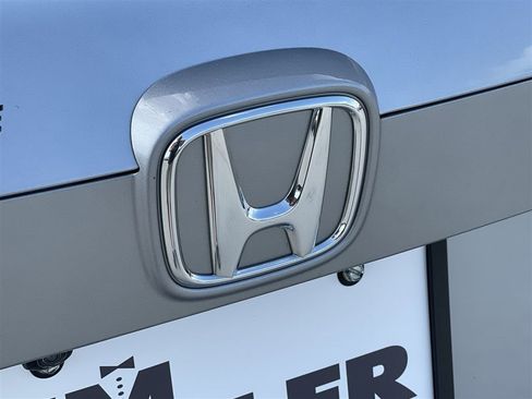 Used 2019 Honda Accord LX image 27