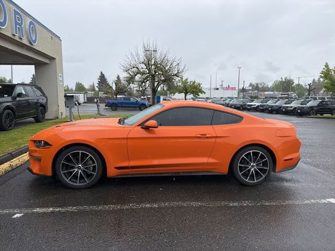 Used 2020 Ford Mustang Coupe w/ Equipment Group 101A image 4