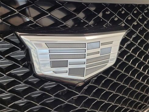 New 2026 Cadillac XT5 Premium Luxury w/ LPO, ONYX Package image 2