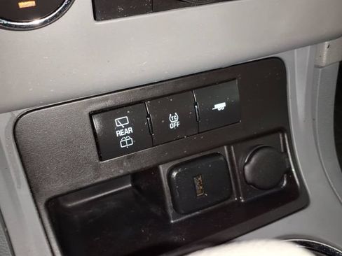 Used 2017 Chevrolet Traverse LS AWD/4WD image 27