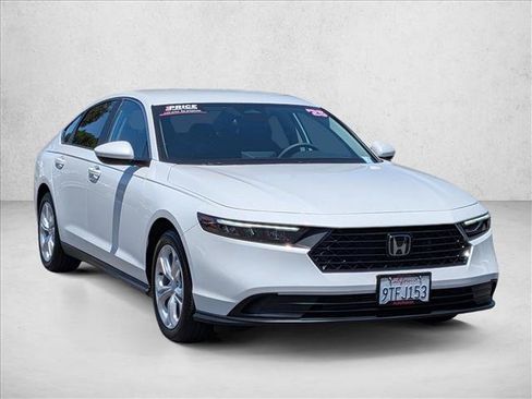 Used 2025 Honda Accord LX image 3