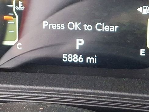 Used 2024 Jeep Gladiator Sport image 24