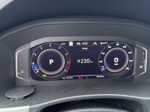 Used 2023 Volkswagen Atlas SEL R-Line image 27