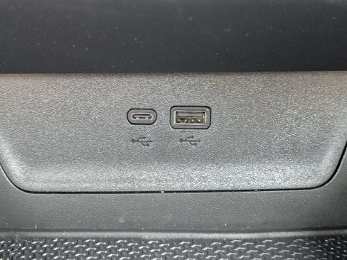 Used 2026 Chevrolet Equinox ACTIV w/ Convenience Package III FWD image 23