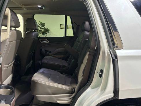 Used 2019 GMC Yukon Denali w/ Denali Ultimate Package image 11