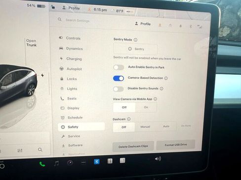 Used 2023 Tesla Model Y Long Range image 40