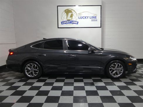 Used 2021 Hyundai Sonata SEL w/ Convenience Package image 6