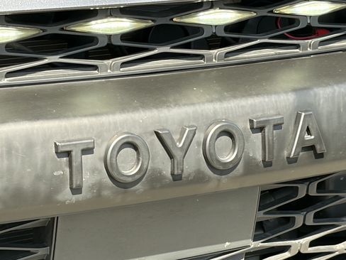 Used 2023 Toyota 4Runner SR5 RWD image 4