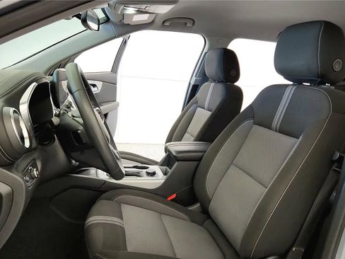 Used 2024 Chevrolet Blazer LT w/ Convenience Package FWD image 27