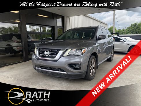 Used 2020 Nissan Pathfinder S FWD image 4