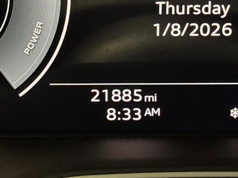 Used 2023 Audi Q5 e Prestige w/ Prestige Package image 6