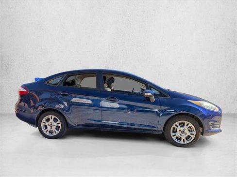 Used 2016 Ford Fiesta SE image 5