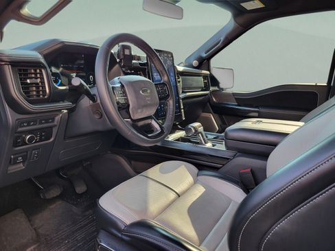 Used 2023 Ford F150 Lightning Platinum AWD/4WD image 14