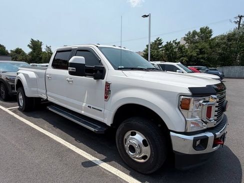 Used 2021 Ford F350 Lariat w/ Lariat Ultimate Package AWD/4WD image 5