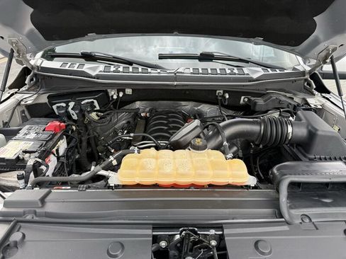 Used 2018 Ford F150 Lariat w/ Equipment Group 502A Luxury AWD/4WD image 36