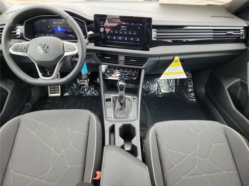 New 2025 Volkswagen Jetta Sport image 15