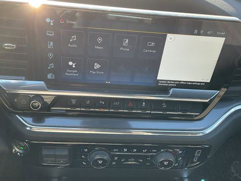 Certified 2024 Chevrolet Silverado 3500 High Country w/ Z71 Off-Road Package image 9