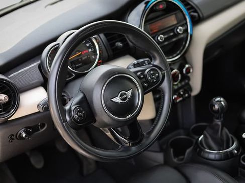 Used 2016 MINI Cooper 2-Door Hardtop FWD image 24
