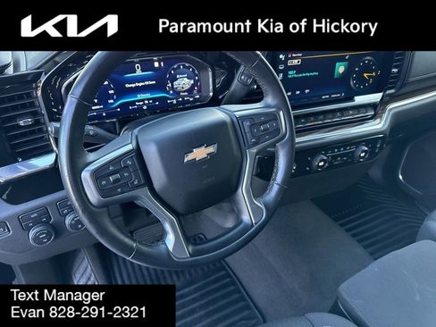 Used 2023 Chevrolet Silverado 1500 LT AWD/4WD image 22